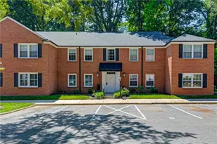 341 Hanover Arms Ct, Winston-Salem, NC 27104 - Photo 1
