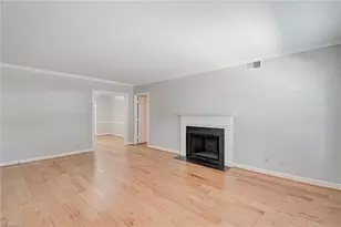 341 Hanover Arms Ct, Winston-Salem, NC 27104 - Photo 5