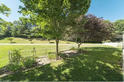 1225 Avery Way, Kernersville, NC 27284 - Photo 23