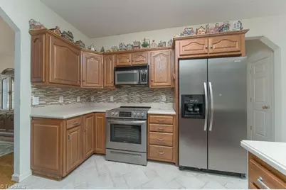 1225 Avery Way, Kernersville, NC 27284 - Photo 5