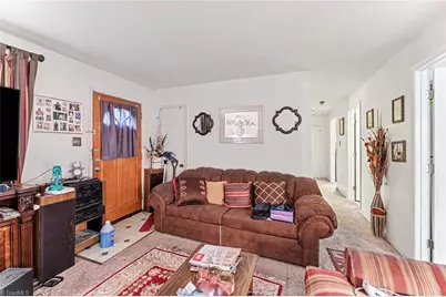 2904 Bainbridge Drive, Winston-Salem, NC 27105 - Photo 5