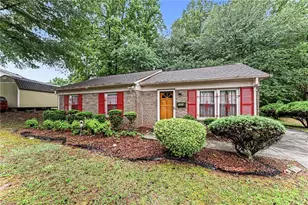 2904 Bainbridge Dr, Winston-Salem, NC 27105 - Photo 3