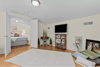 1108 Dover Road #H, Greensboro, NC 27408 - Photo 29
