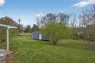 214 N Henry St, Stoneville, NC 27048 - Photo 33