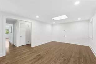 1920 Robinhood Rd, Winston-Salem, NC 27104 - Photo 15