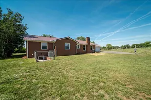 5800 Bethel Rd, Jonesville, NC 28642 - Photo 35