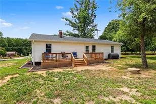 2724 Union Cross Church Rd, Yadkinville, NC 27055 - Photo 29