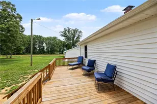 2724 Union Cross Church Rd, Yadkinville, NC 27055 - Photo 27