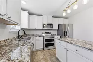 1330 Sharp Ridge Rd, Greensboro, NC 27406 - Photo 7