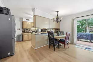 5 Leawood Ct, Greensboro, NC 27410 - Photo 9