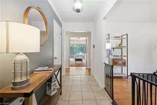 5 Leawood Ct, Greensboro, NC 27410 - Photo 3