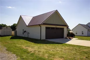 1906 Tall Pines Rd, Lexington, NC 27295 - Photo 3