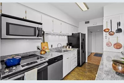 1101 N Elm Street #204, Greensboro, NC 27401 - Photo 17