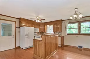 201 Oakwoods Ln, Wilkesboro, NC 28697 - Photo 11