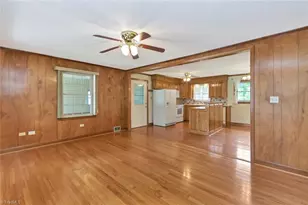201 Oakwoods Ln, Wilkesboro, NC 28697 - Photo 5