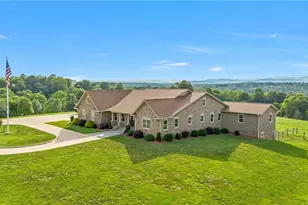 2831 Bethany Ford Rd, Roaring River, NC 28669 - Photo 3