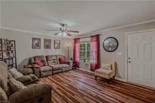 145 Wisconsin Ave, Elkin, NC 28621 - Photo 7