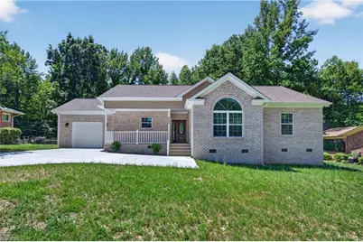 4218 Farlow Drive, Greensboro, NC 27406 - Photo 5