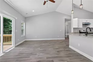 4218 Farlow Dr, Greensboro, NC 27406 - Photo 19