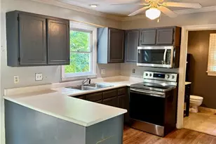 3 Swiftcreek Ct, Greensboro, NC 27407 - Photo 5