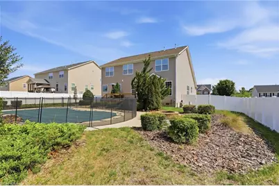 284 Ironwood Drive, Thomasville, NC 27360 - Photo 11