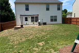4556 Westhill Pl, Kernersville, NC 27284 - Photo 3