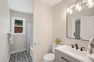307 Foxcroft Dr, Winston-Salem, NC 27103 - Photo 15