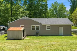 307 Foxcroft Dr, Winston-Salem, NC 27103 - Photo 25