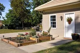 1702 W Front St, Burlington, NC 27215 - Photo 23
