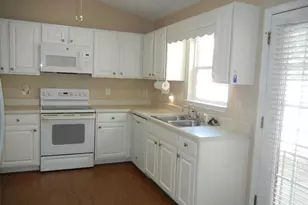 908 Chesapeake Ln, Archdale, NC 27263 - Photo 7