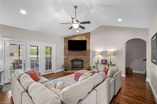 242 Deerwood Dr, Lexington, NC 27295 - Photo 5