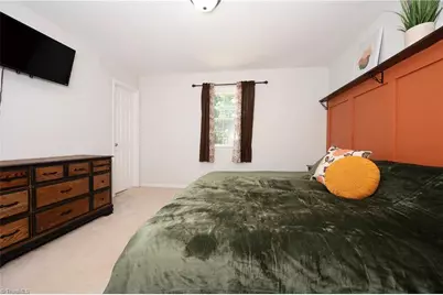 1656 Guilford Drive, Winston-Salem, NC 27127 - Photo 15