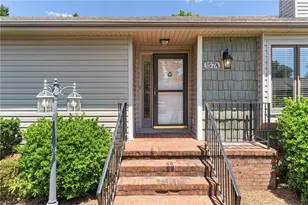 157 A Old Mill Rd, High Point, NC 27265 - Photo 5