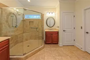 5567 Foxgate Cir, Winston-Salem, NC 27106 - Photo 23