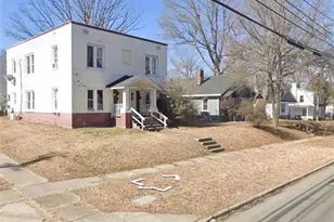 202 W Holt St, Burlington, NC 27217 - Photo 1