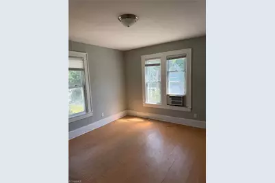 202 W Holt Street, Burlington, NC 27217 - Photo 7