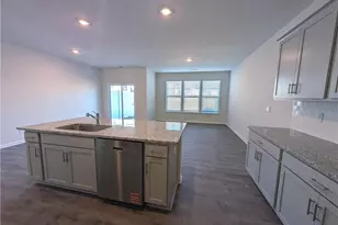 1662 Hallview Ct, Kernersville, NC 27284 - Photo 3