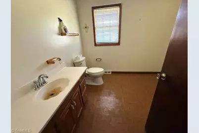 304 Northside Drive, Lexington, NC 27295 - Photo 19