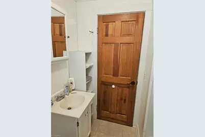 226 E Elm Street, Mount Airy, NC 27030 - Photo 11