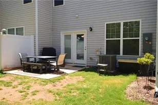 823 Pryor St, Mebane, NC 27302 - Photo 5