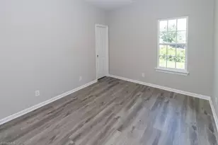 1329 Belleauwood St, Winston-Salem, NC 27107 - Photo 17
