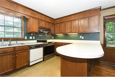 1708 Fox Hollow Road, Greensboro, NC 27410 - Photo 9