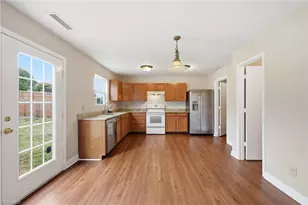 410 Walnut Crossing Dr, Whitsett, NC 27377 - Photo 13