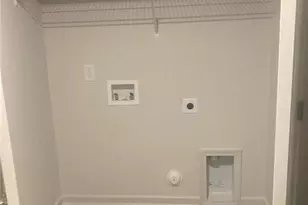 2497 Ashton Park Ln, Burlington, NC 27215 - Photo 11