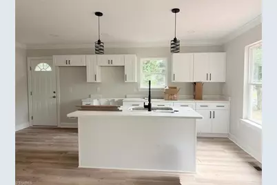 1706 Ball Street, Greensboro, NC 27405 - Photo 7