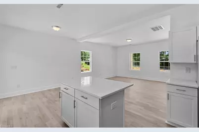 305 Beach Street, High Point, NC 27260 - Photo 15