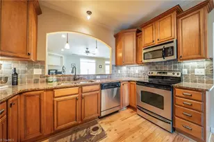 5209 Sunny Brook Ct, Clemmons, NC 27012 - Photo 5