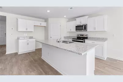 1572 String Drive, Winston-Salem, NC 27107 - Photo 5