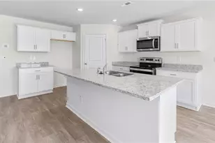 1572 String Dr, Winston-Salem, NC 27107 - Photo 5