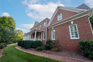 3800 Crosstimbers Dr, Greensboro, NC 27410 - Photo 33
